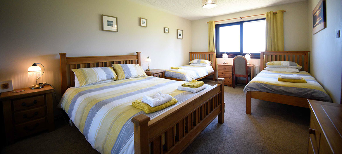Gairloch View bed and breakfast contains spacious rooms with comfortable beds near Staffin on the Isle of Skye