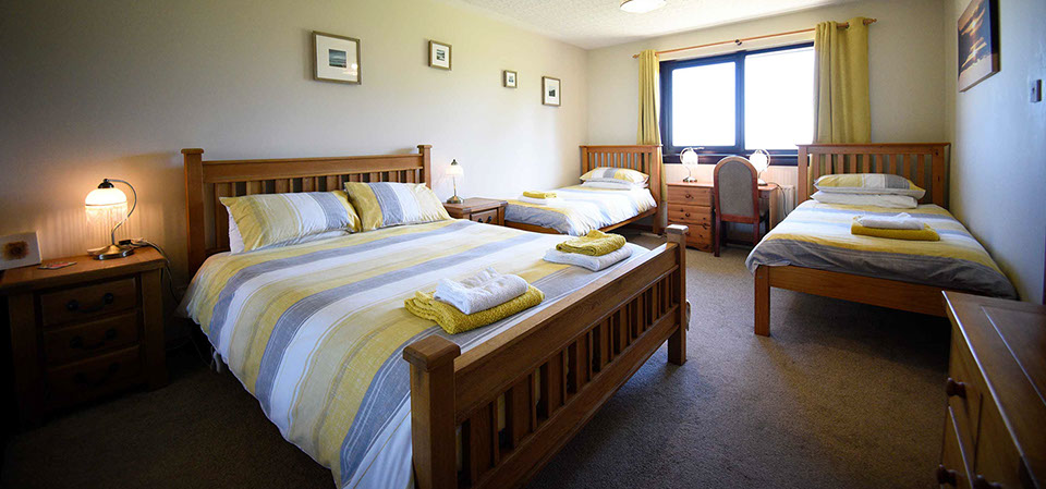 Gairloch View bed and breakfast contains spacious rooms with comfortable beds near Staffin on the Isle of Skye
