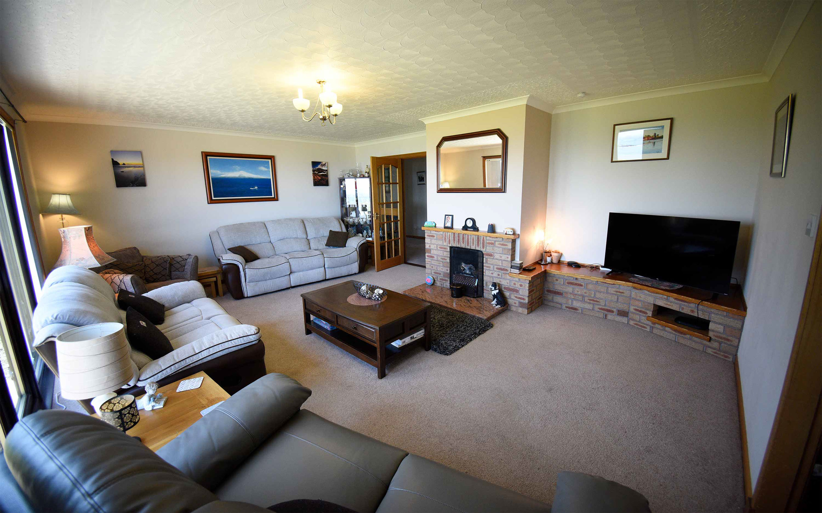 Our self catering accommodation in Glenhinnisdal is en suite were excellent modern facilities