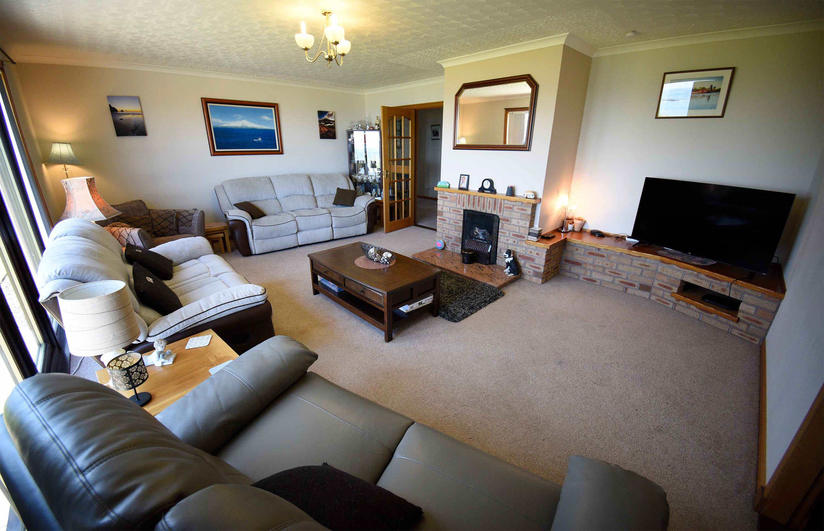 Our self catering accommodation in Glenhinnisdal is en suite were excellent modern facilities