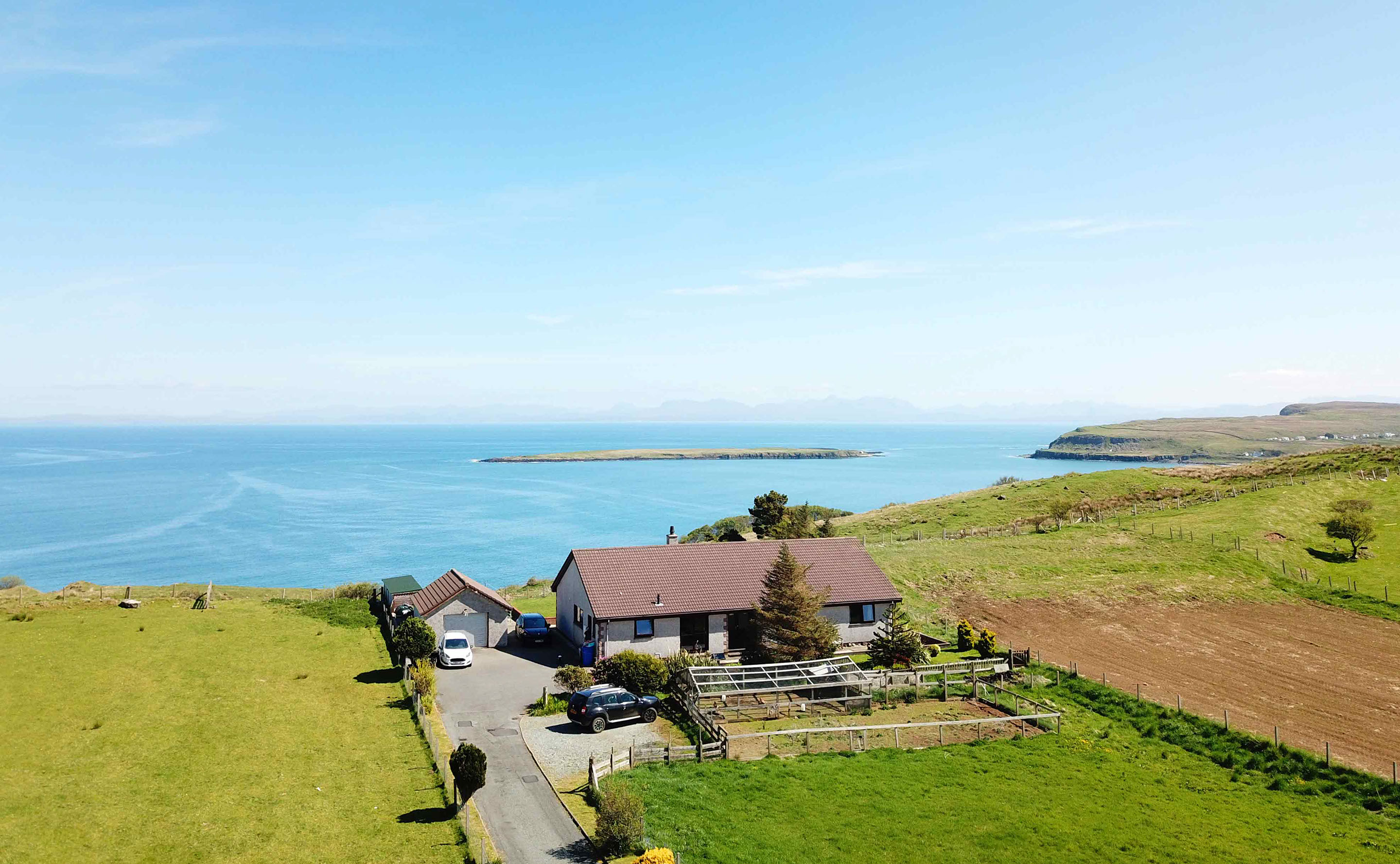 Half of Three self catering accommodation on the Isle of Skye with private parking and WIFI