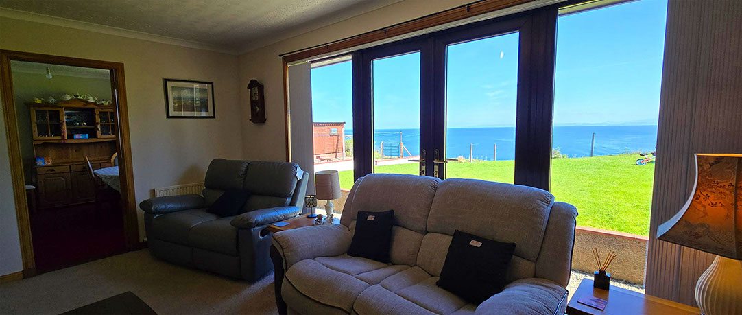 Enjoy sea views of the Isle of Skye when you stay at Gairloch View Bed and Breakfast near Staffin